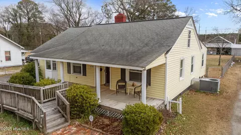 Exterior - 4137 N Lee St, Ayden, NC 28513 photo 6 of 16