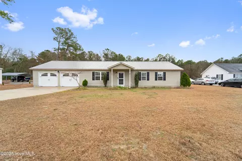 282 Faison W Mcgowan Rd, Kenansville, NC 28349