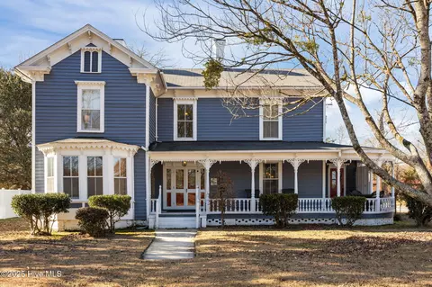 308 N Front St, Hamilton, NC 27840
