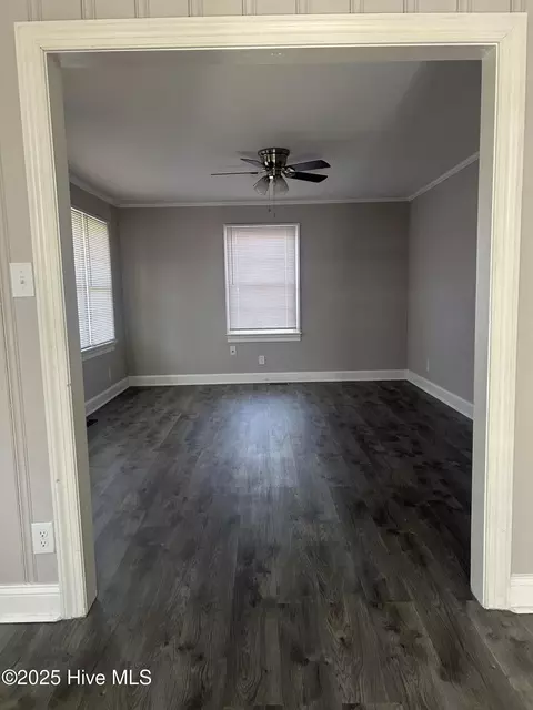 Living - 206 Waldrop Rd, Dudley, NC 28333 photo 1 of 2