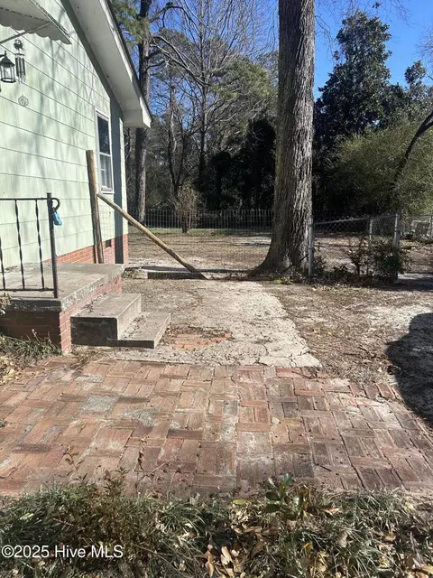 Exterior - 206 Waldrop Rd, Dudley, NC 28333 photo 10 of 15
