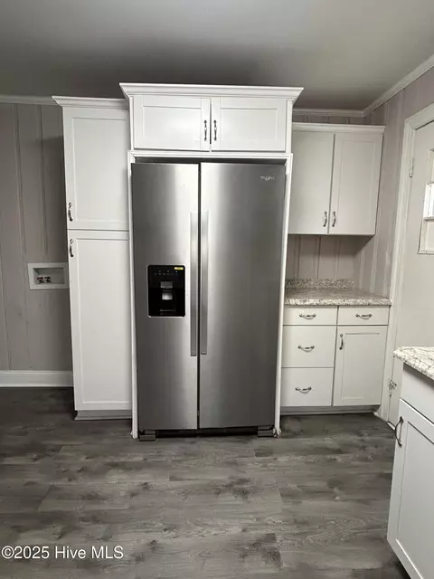 Kitchen - 206 Waldrop Rd, Dudley, NC 28333 photo 2 of 4
