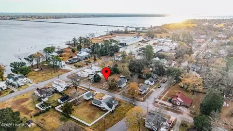 305 North Ave, New Bern, NC 28560