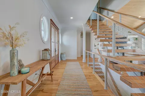 Entry Way - 7 S Waterfront Pl, Hampstead, NC 28443 photo 1 of 4