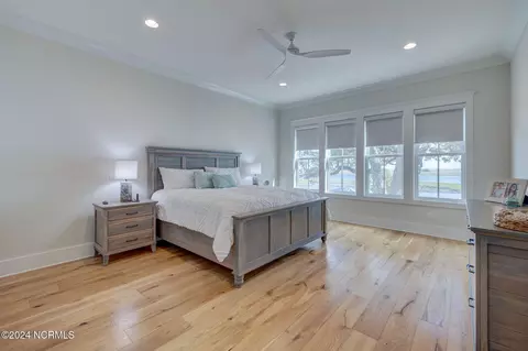 Bedroom - 7 S Waterfront Pl, Hampstead, NC 28443 photo 1 of 10