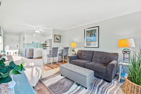 277 W First St # 1I, Ocean Isle Beach, NC 28469