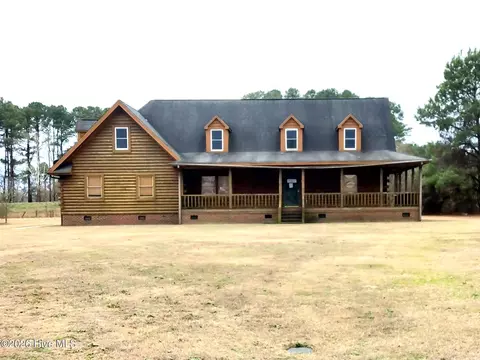 112 Abbey Frank St, La Grange, NC 28551