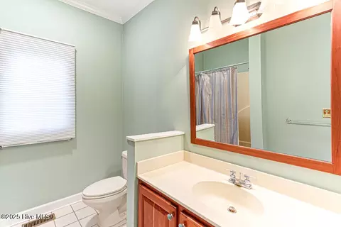 Bath - 46 Pinebrook Dr, Pinehurst, NC 28374 photo 7 of 8