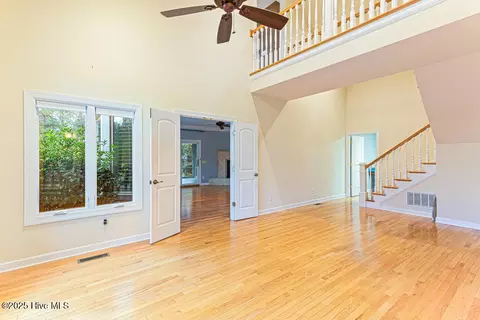 Living - 46 Pinebrook Dr, Pinehurst, NC 28374 photo 6 of 7