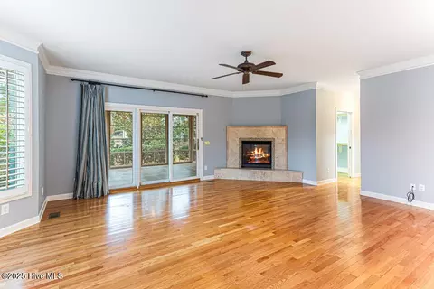 Living - 46 Pinebrook Dr, Pinehurst, NC 28374 photo 5 of 7