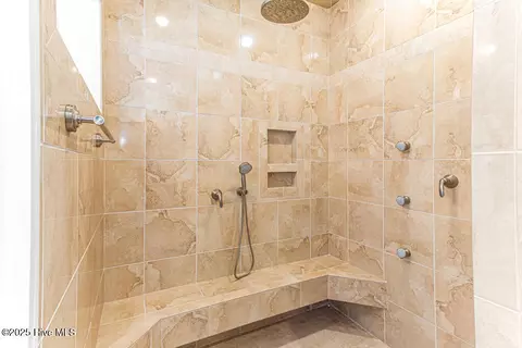 Bath - 46 Pinebrook Dr, Pinehurst, NC 28374 photo 2 of 8