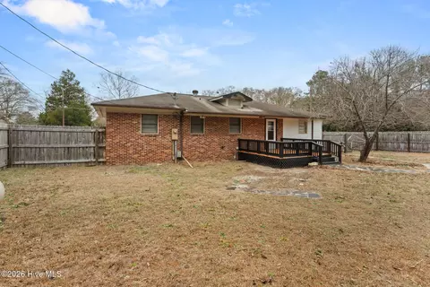 Exterior - 602 Fourth St, Hamlet, NC 28345 photo 1 of 2