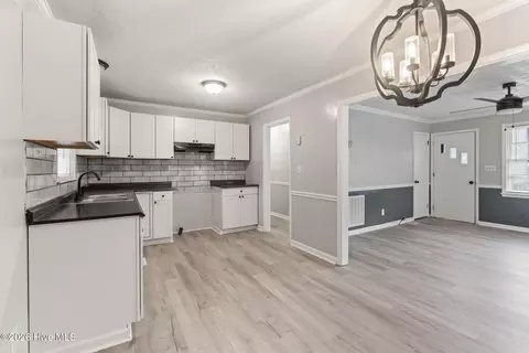 Entry Way - 602 Fourth St, Hamlet, NC 28345 photo 2 of 3