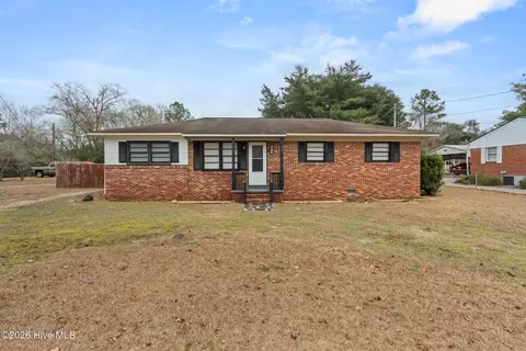 602 Fourth St, Hamlet, NC 28345