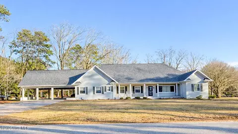 3758 N Mitchell Ford Rd, Clarkton, NC 28433