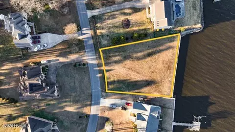 510 Small Dr, Elizabeth City, NC 27909