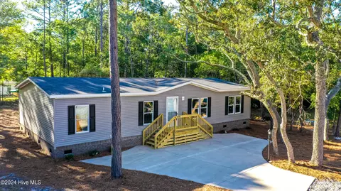 3385 Marlin Dr SE, Bolivia, NC 28422