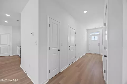 Entry Way - 25 E Farley Dr #69, Hampstead, NC 28443 photo 1 of 8