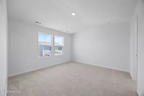 Bedroom - 25 E Farley Dr #69, Hampstead, NC 28443 photo 5 of 7