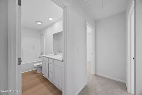 Entry Way - 25 E Farley Dr #69, Hampstead, NC 28443 photo 7 of 8