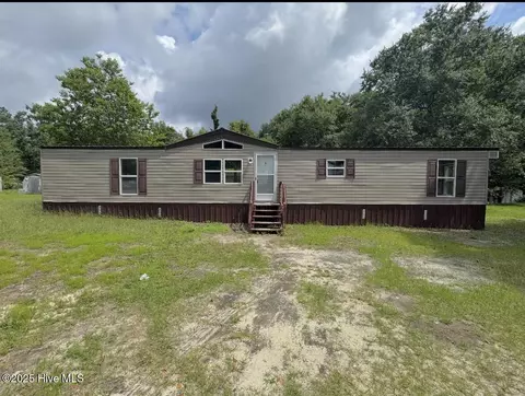 6851 Old Wire Rd, Laurel Hill, NC 28351