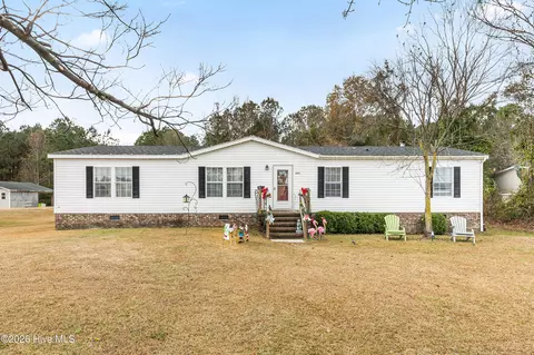 484 Briarneck Rd, Jacksonville, NC 28540