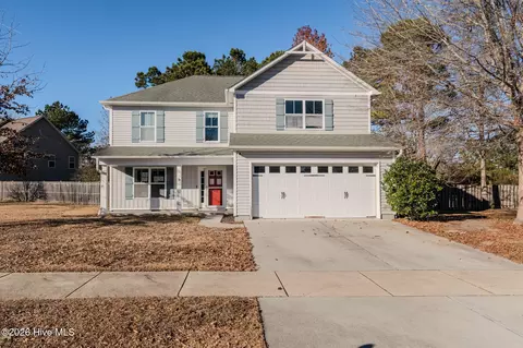 102 Bunchberry Ct, Hampstead, NC 28443