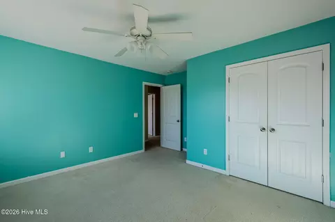 Bedroom - 102 Bunchberry Ct, Hampstead, NC 28443 photo 6 of 8