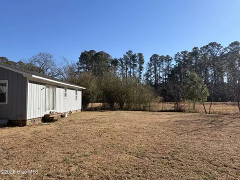 Exterior - 2662 E Nc 102 E, Ayden, NC 28513 photo 2 of 2