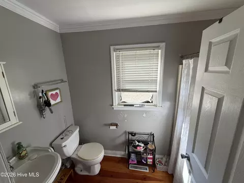Bath - 2662 E Nc 102 E, Ayden, NC 28513 photo 1 of 1