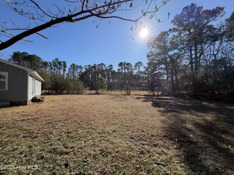 Exterior - 2662 E Nc 102 E, Ayden, NC 28513 photo 1 of 2