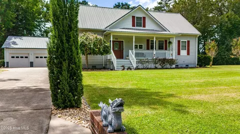 505 Ragan Rd, Oriental, NC 28571