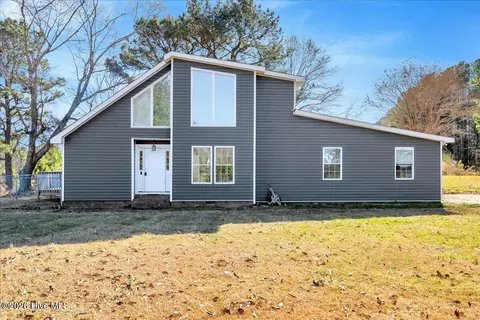 394 Mallie Pearce Rd, Zebulon, NC 27597