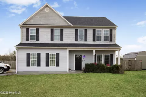 536 Comfort Rd, Richlands, NC 28574
