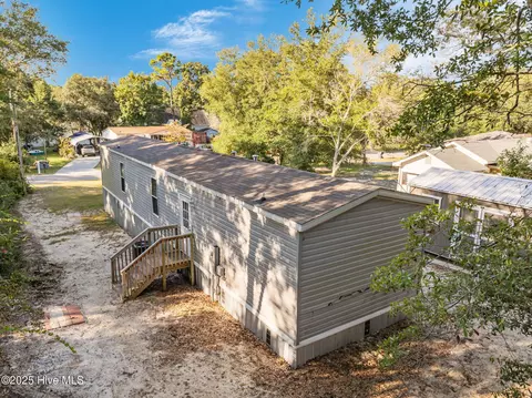 644 Harbor Dr SE, Bolivia, NC 28422