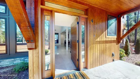 Entry Way - 4 Woodward Pl, Pinehurst, NC 28374 photo 1 of 8