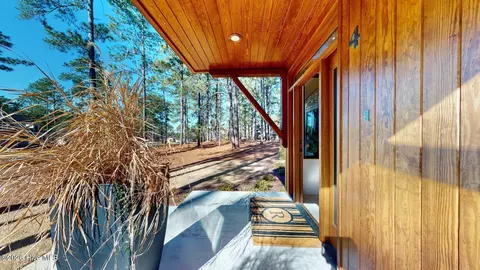 Exterior - 4 Woodward Pl, Pinehurst, NC 28374 photo 5 of 7