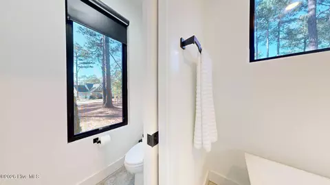 Bath - 4 Woodward Pl, Pinehurst, NC 28374 photo 7 of 13