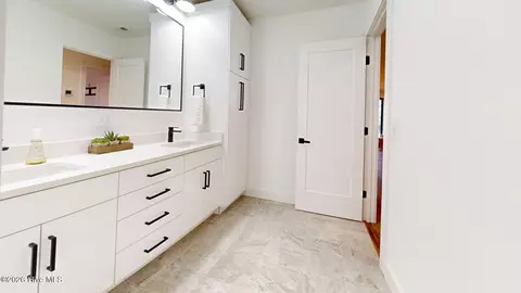 Bath - 4 Woodward Pl, Pinehurst, NC 28374 photo 13 of 13