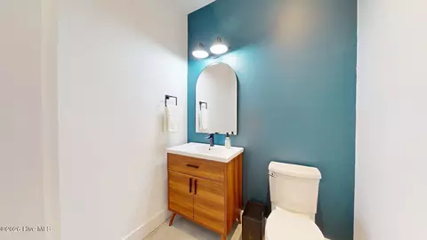 Bath - 4 Woodward Pl, Pinehurst, NC 28374 photo 1 of 13