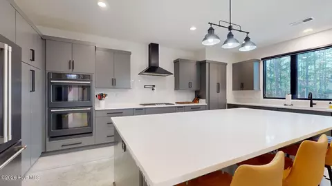 Kitchen - 4 Woodward Pl, Pinehurst, NC 28374 photo 12 of 13