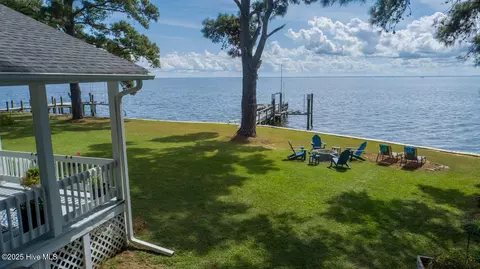 123 Webb St, Hertford, NC 27944
