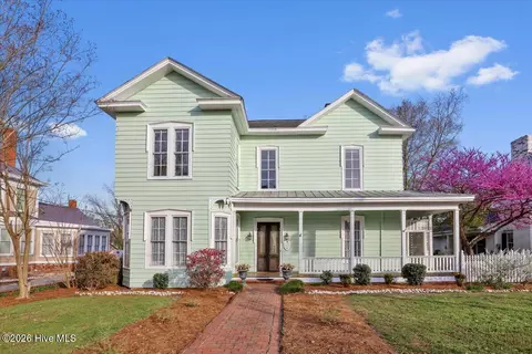 109 N Greene St, Snow Hill, NC 28580