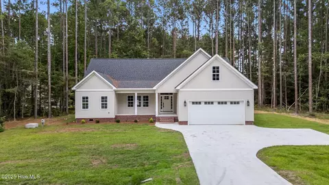 407 Vicksburg Ct, Havelock, NC 28532