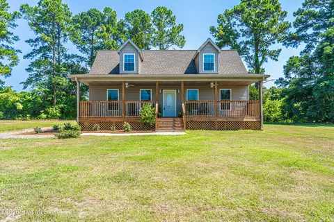 1532 Ghio Rd, Hamlet, NC 28345