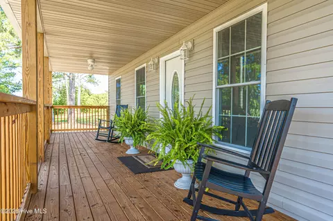 Exterior - 1532 Ghio Rd, Hamlet, NC 28345 photo 4 of 12
