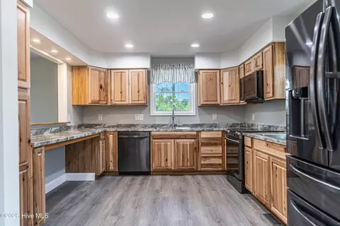 Kitchen - 1532 Ghio Rd, Hamlet, NC 28345 photo 1 of 5