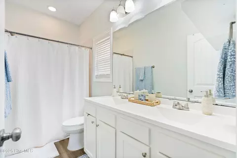 Bath - 1091 Dan Owen Dr, Hampstead, NC 28443 photo 1 of 3