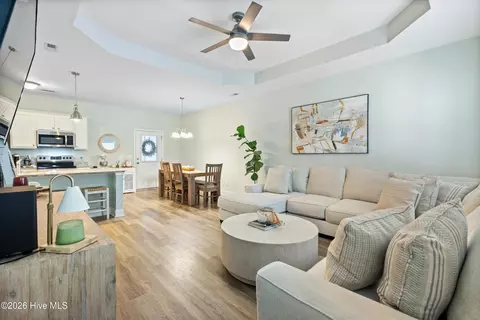 Living - 1091 Dan Owen Dr, Hampstead, NC 28443 photo 1 of 1