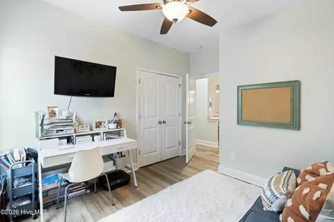 Bedroom - 1091 Dan Owen Dr, Hampstead, NC 28443 photo 6 of 6